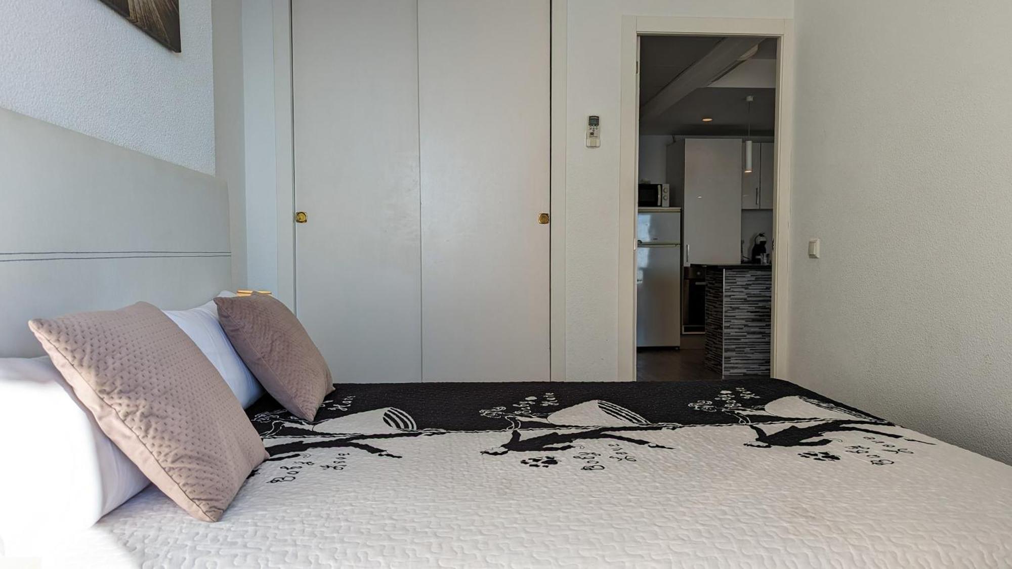 Tropic Mar Sea View Apartments بينايدورم المظهر الخارجي الصورة