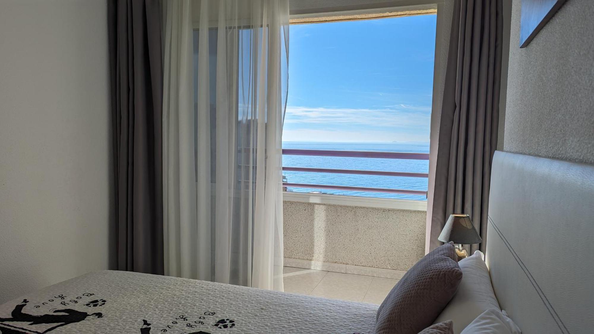 Tropic Mar Sea View Apartments بينايدورم المظهر الخارجي الصورة