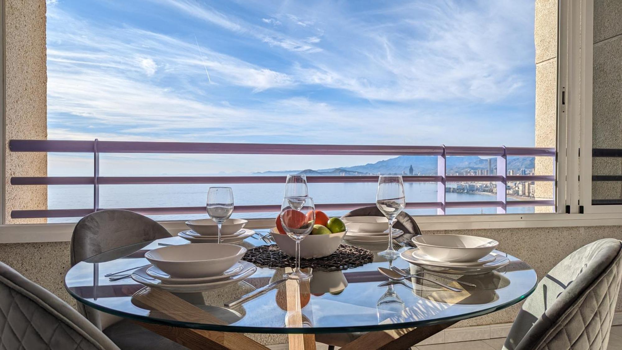 Tropic Mar Sea View Apartments بينايدورم المظهر الخارجي الصورة